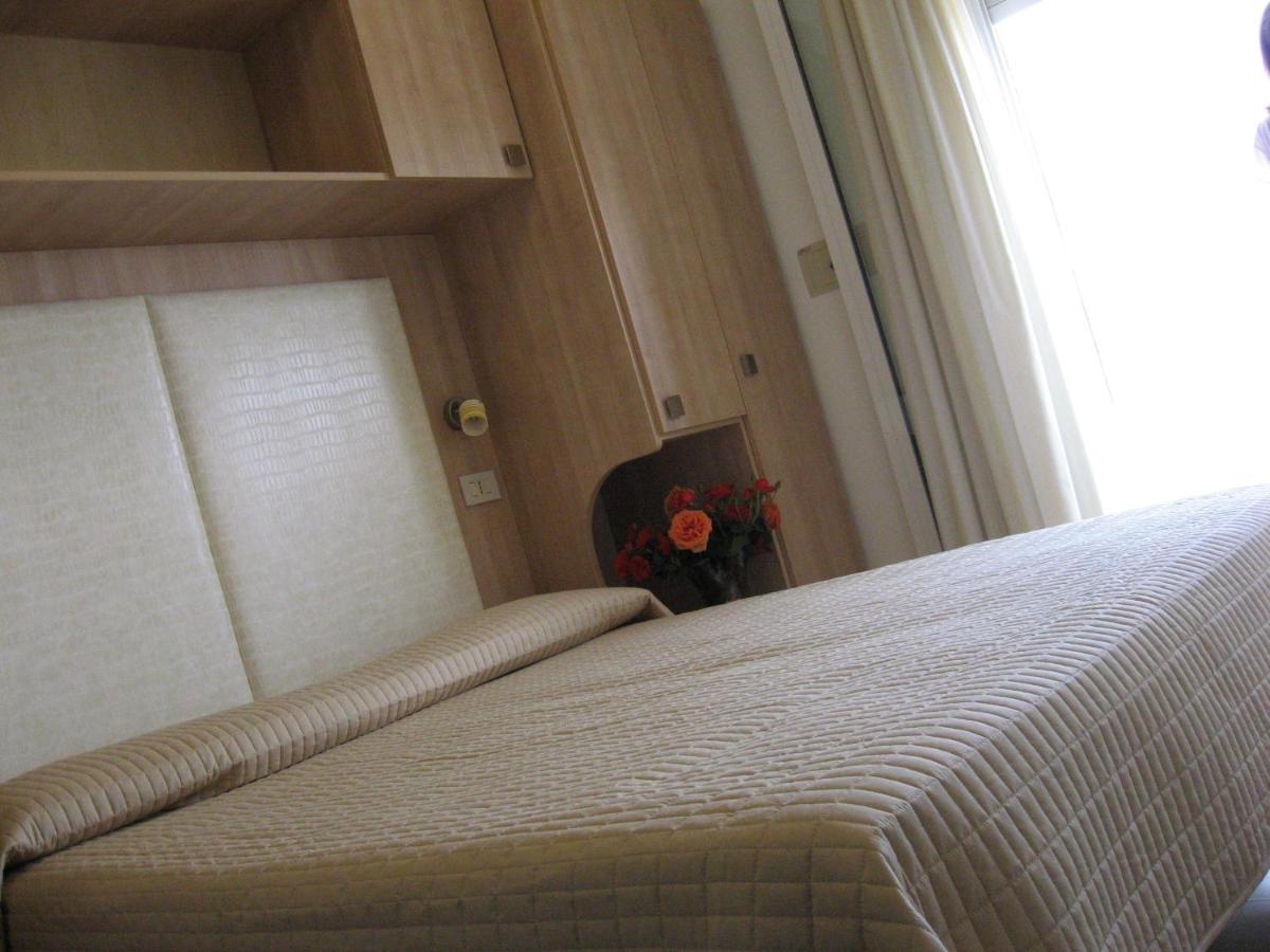 Hotel Rosati Rimini Eksteriør billede