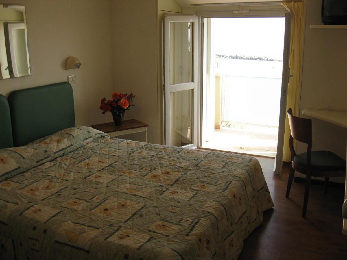 Hotel Rosati Rimini Eksteriør billede